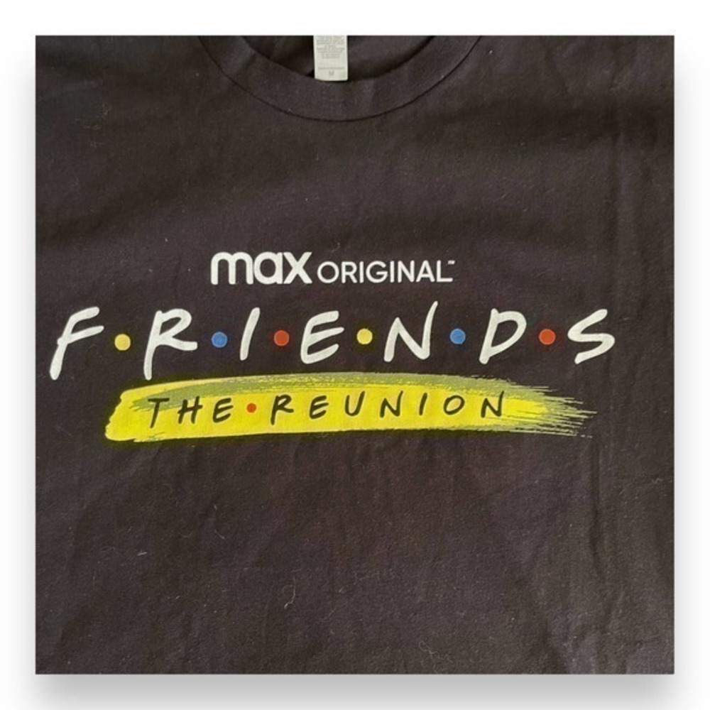 Official Friends Reunion Crew Shirt HBO Max Size Medium Unworn NWOT